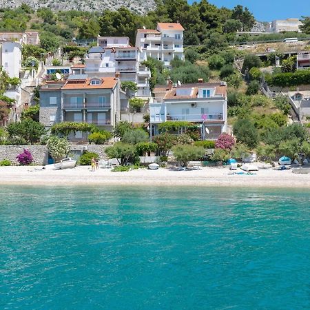 Apartments By The Sea Stanici, Omis - 19728 Bagian luar foto